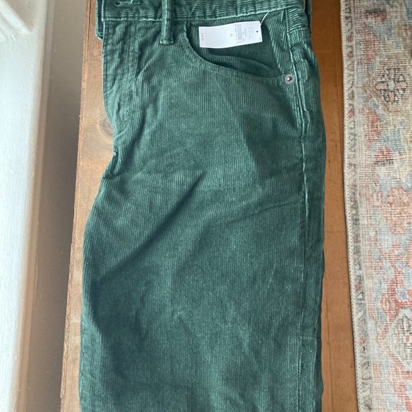 Gap Kids Original Corduroy Pants with Washwell in Dark Emerald, sizes 16 + 18 - Picture 3 of 3